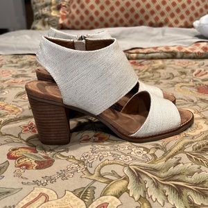 Toms Majorca Cutout Sandal